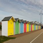 AA12-eastbourme-beach-huts