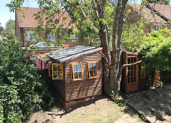 B16-1 garden room built around the tree
