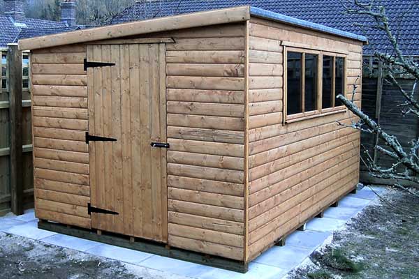 C20-1 pent shed side door