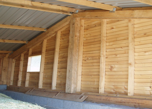 J24-4 oak frame building