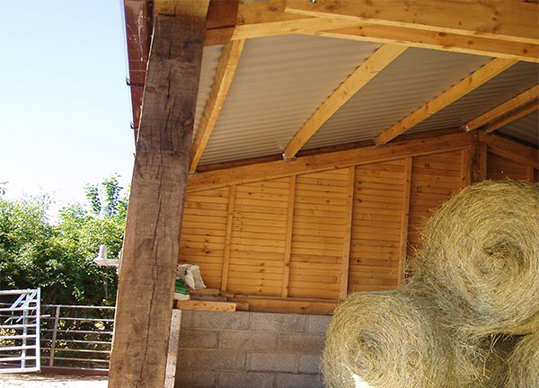 J24-7 bespoke agricultural buiding