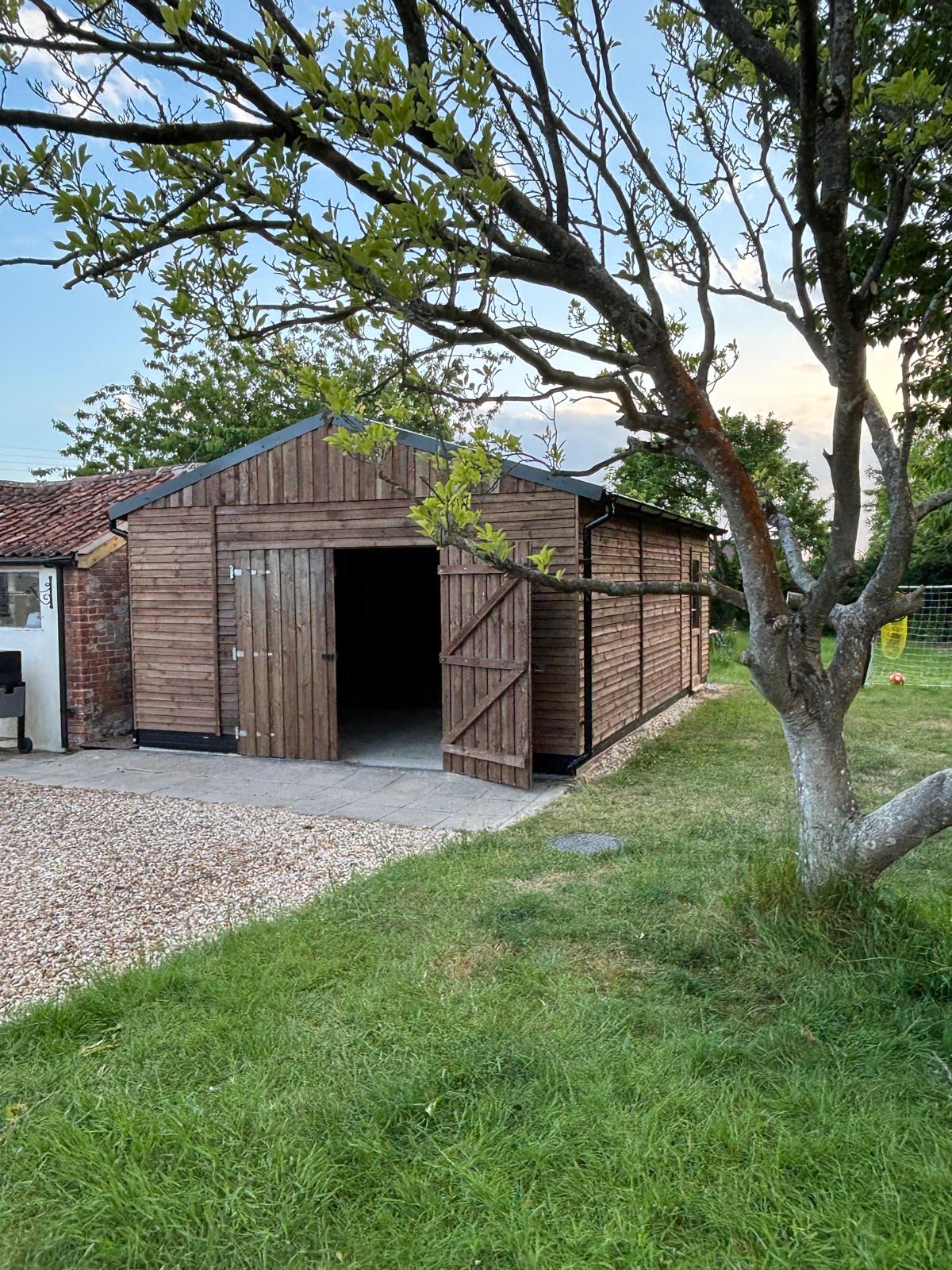 J58-pressed-steel-roof-tiled-garage