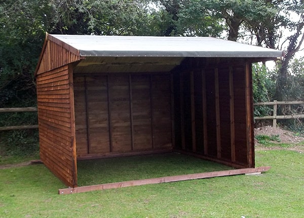 L9-4 mobile field shelter skids